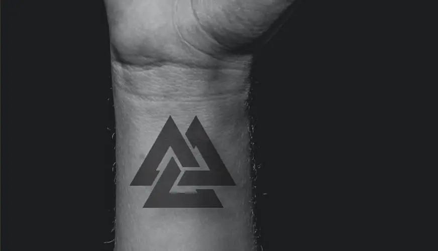 Three Triangle Tattoo Meaning & Symbolism (Christianity) Valknut Tattoo